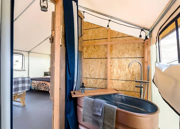 Old Western Glamping Vacation In Tombstone, Arizona Holiday home